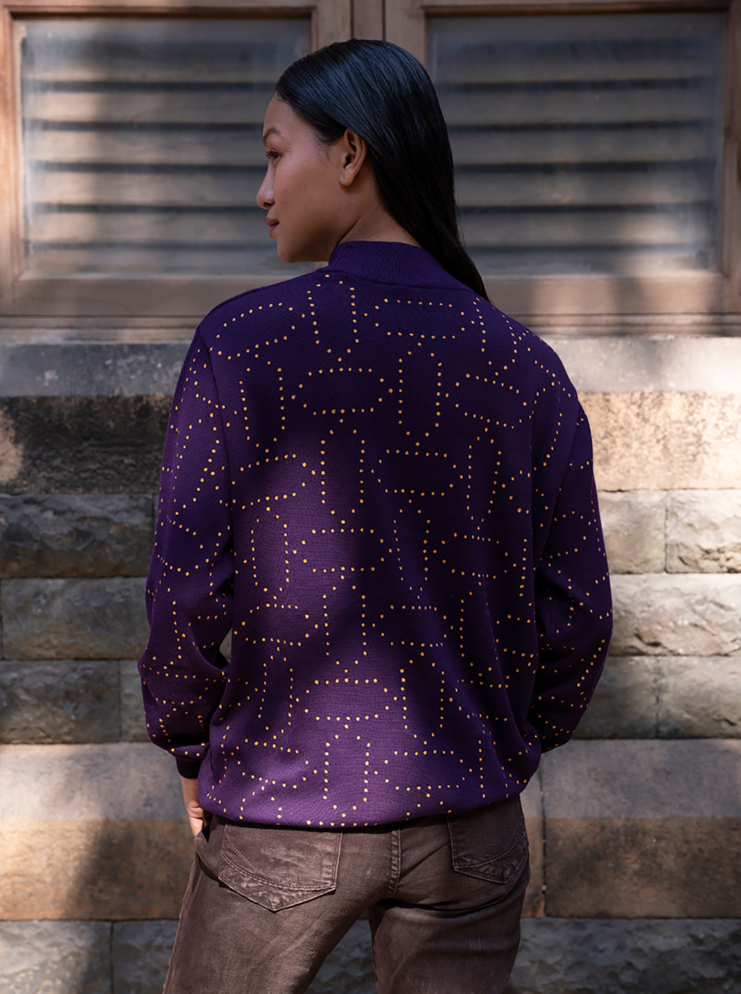 Intoh in Dark Purple Knit