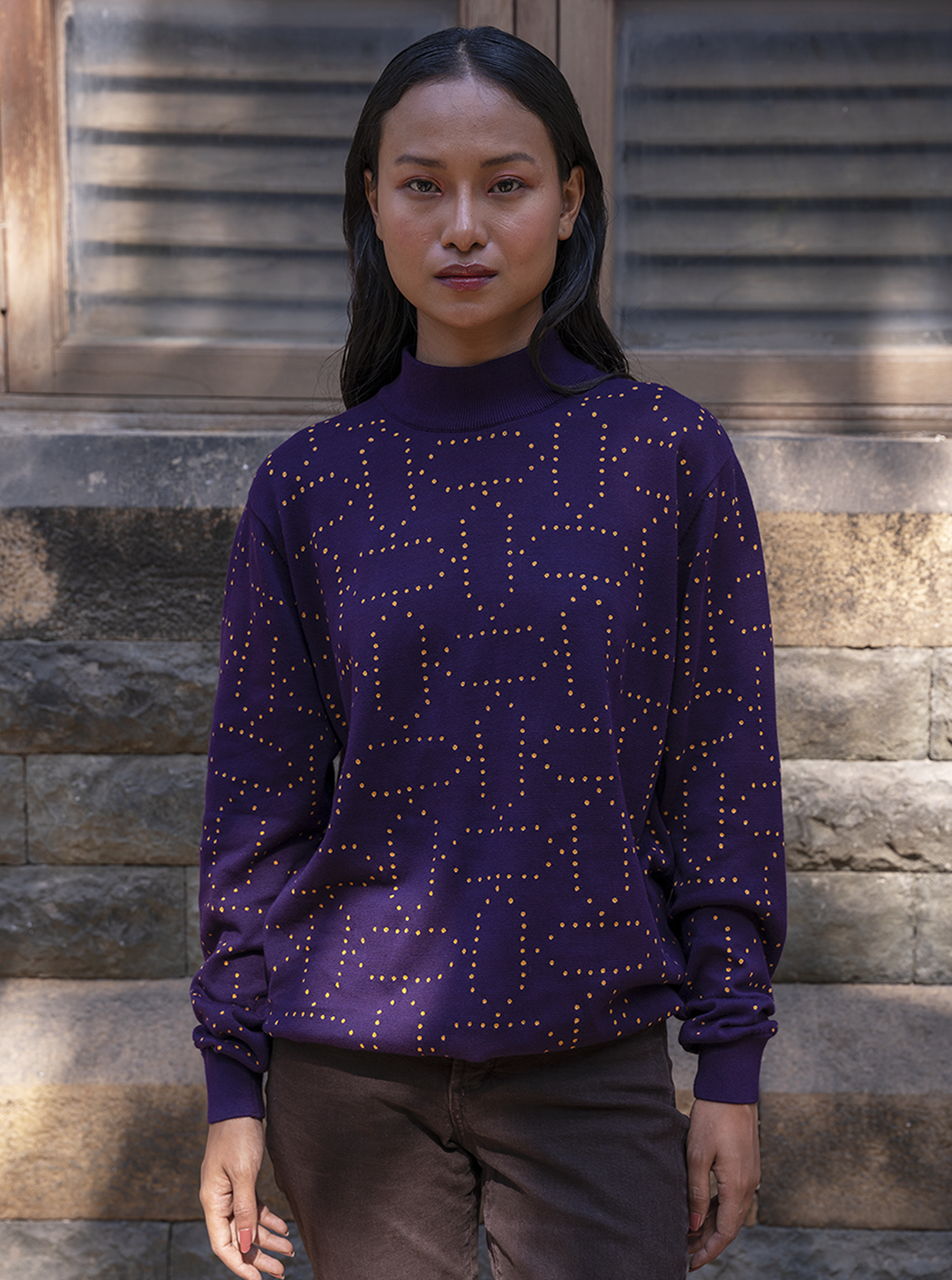 Intoh in Dark Purple Knit